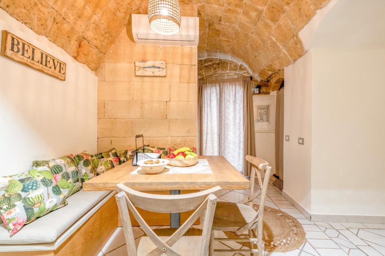 Cozy House In The Old Vakantiehuis Bari