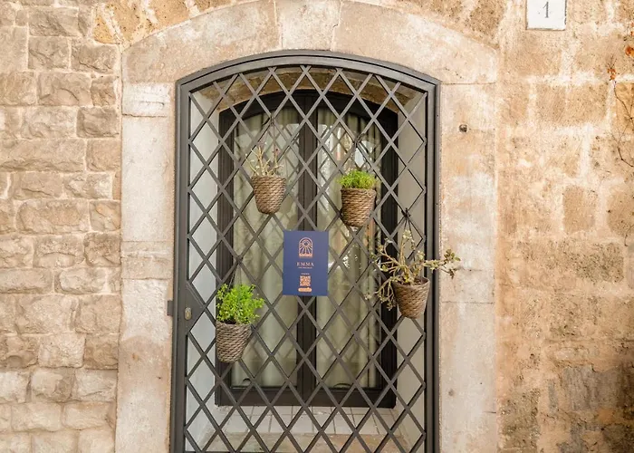 Cozy House In The Old City